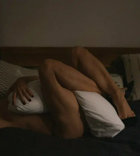 Image 2332011 from Julia Woo