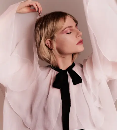 Image 23390732 from Lucy Boynton