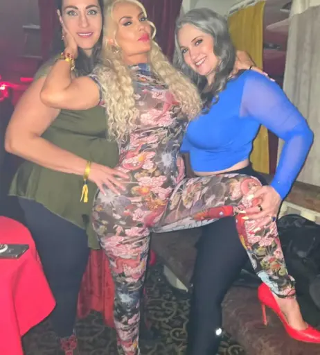 Image 23381199 from Nicole "Coco" Austin