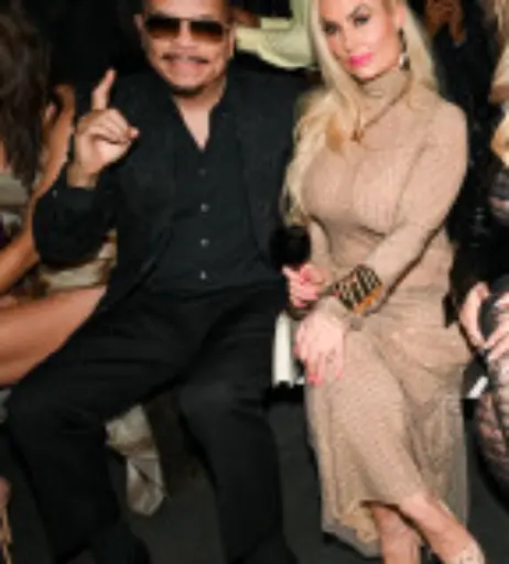 Image 23381048 from Nicole "Coco" Austin