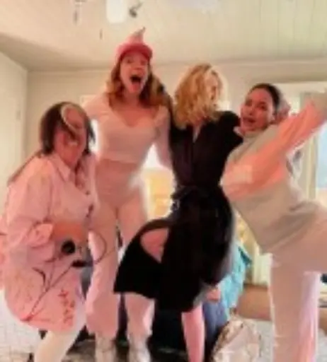 Image 23380921 from Annalise Basso