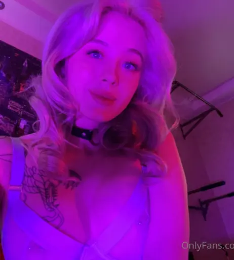 Image 2327120 from Milla Secret