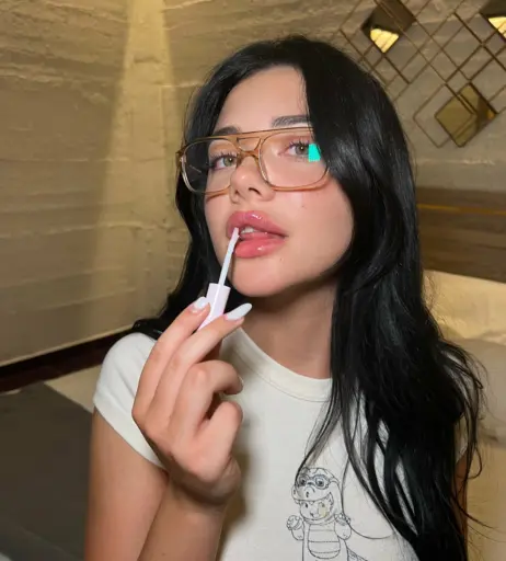 Image 2322995 from Vanessa.rhd