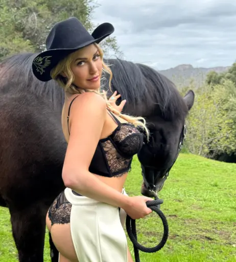 Image 23235914 from Mia Malkova