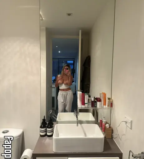 Image 2316714 from Victoria Campbell