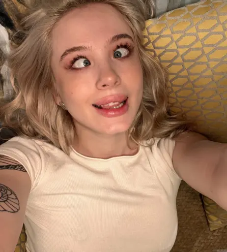 Image 2305347 from Milla Secret