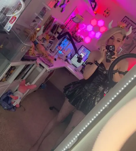 Image 23061320 from its_peachybunnn