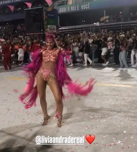 Image 23074131 from Lívia Andrade