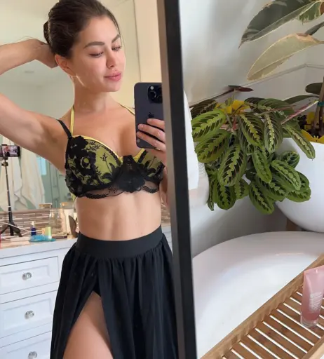 Image 2304564 from mirasjuice