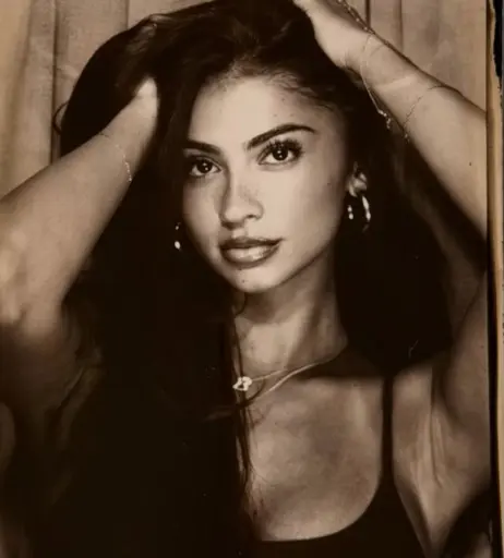 Image 23042189 from Bella Ramirez/bellarmrz