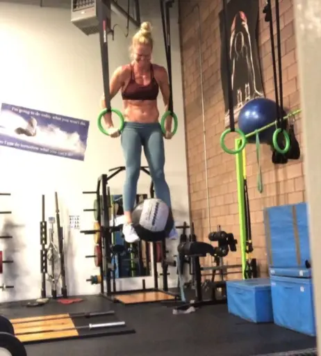 Image 23049951 from Holly Holm
