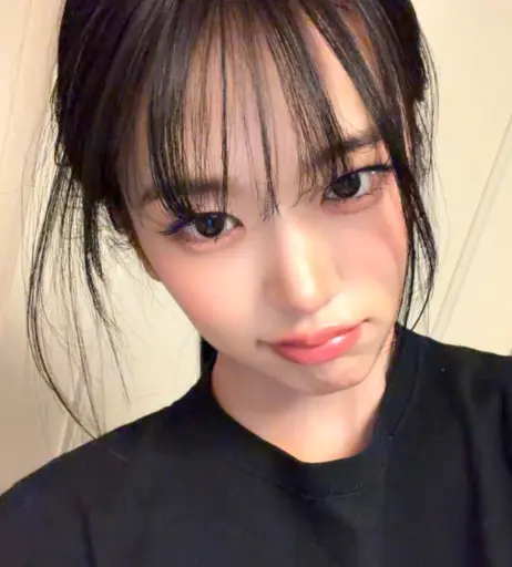 Image 23028937 from An Yujin 안유진 | YUJIN