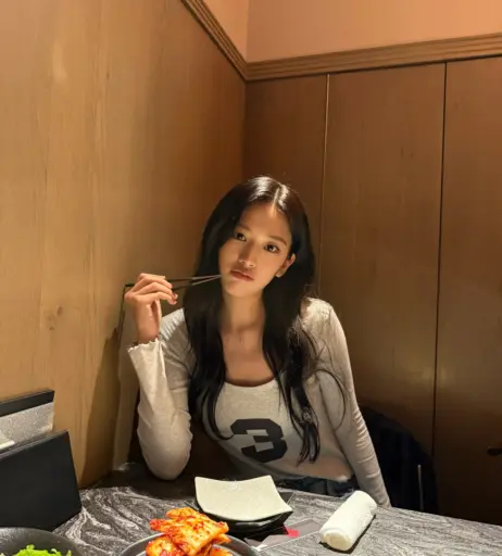 Image 23028813 from An Yujin 안유진 | YUJIN