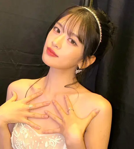 Image 23028874 from An Yujin 안유진 | YUJIN