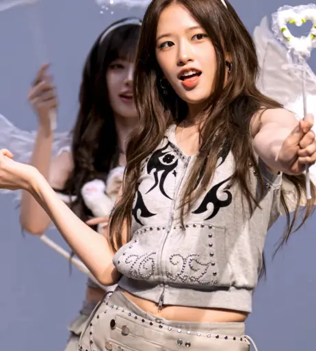Image 23028716 from An Yujin 안유진 | YUJIN