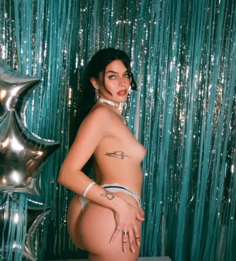 Image 23024317 from Jenna Sativa