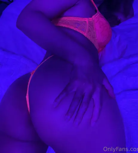Image 23027037 from queen_jelz