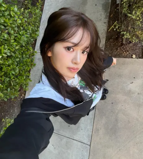 Image 23029099 from An Yujin 안유진 | YUJIN