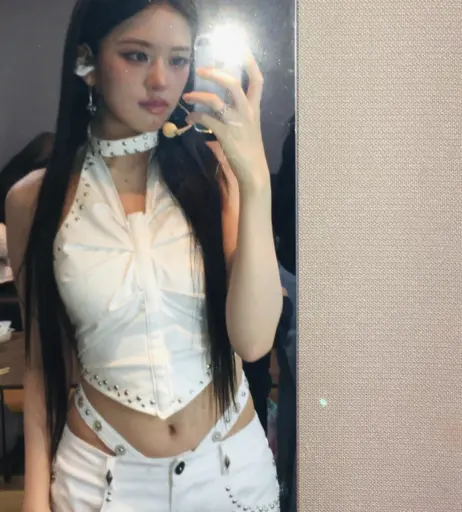 Image 23029028 from An Yujin 안유진 | YUJIN