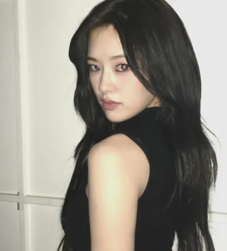 Image 23029006 from An Yujin 안유진 | YUJIN