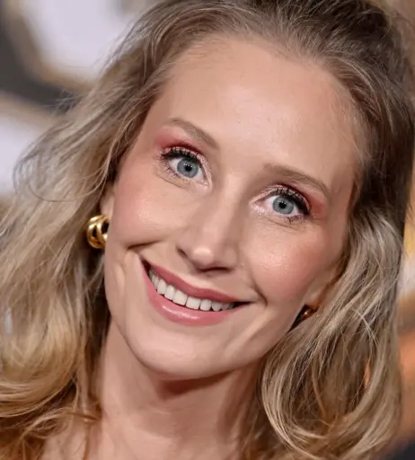 Image 23004684 from Maude Garrett
