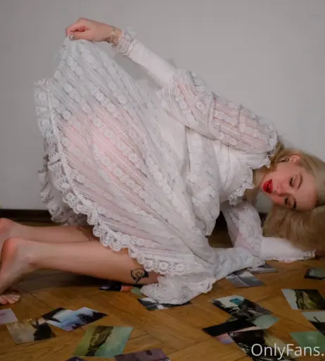 Image 2300927 from Milla Secret