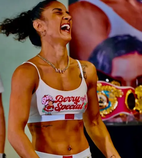 Image 23088812 from Amanda Serrano / Puerto Rican Boxer