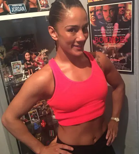 Image 23088592 from Amanda Serrano / Puerto Rican Boxer