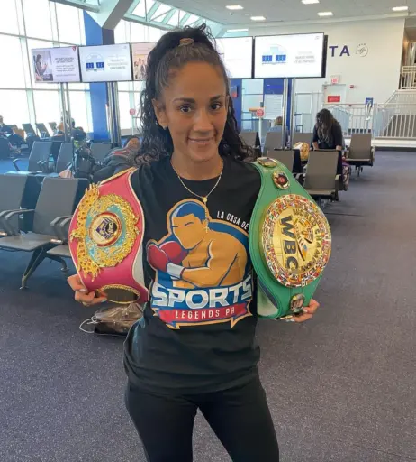 Image 23088639 from Amanda Serrano / Puerto Rican Boxer