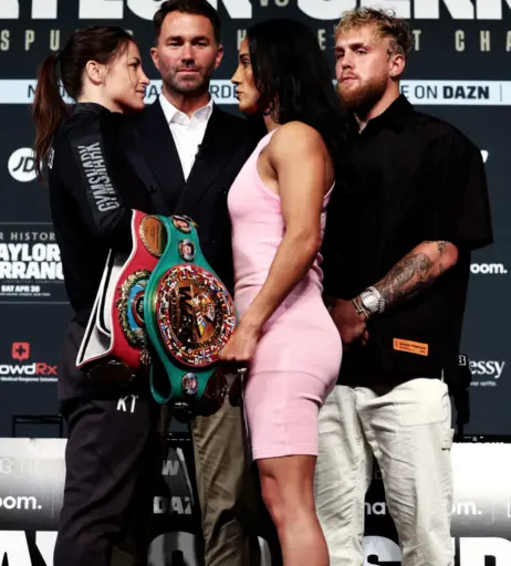 Image 23088652 from Amanda Serrano / Puerto Rican Boxer