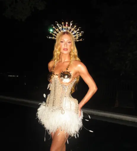 Image 23082152 from Marina Ruy Barbosa