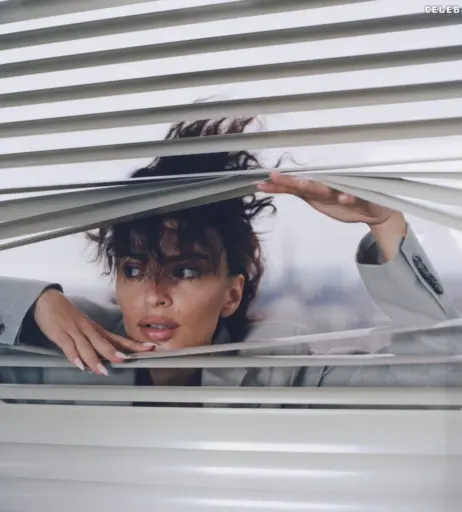 Image 2896403 from Emily Ratajkowski