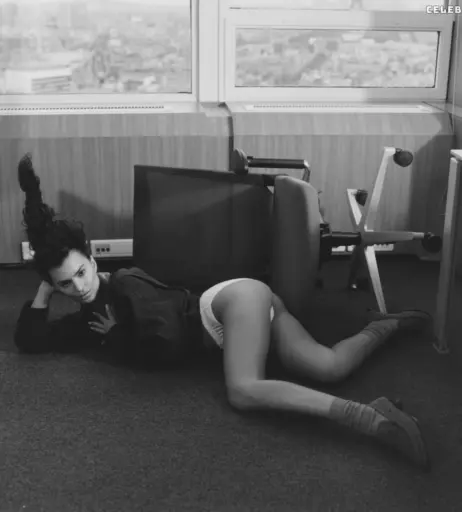 Image 2896422 from Emily Ratajkowski