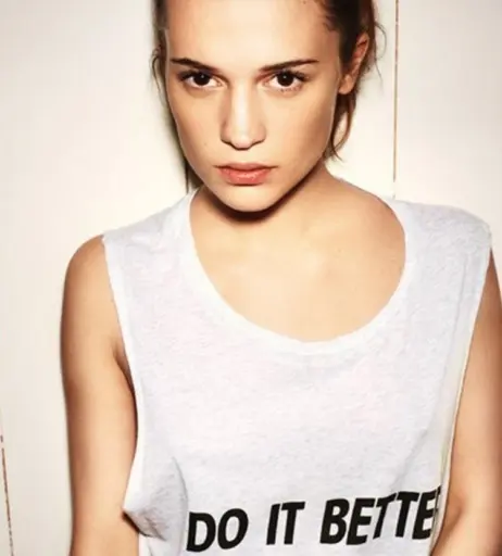 Image 2884449 from Alicia Vikander