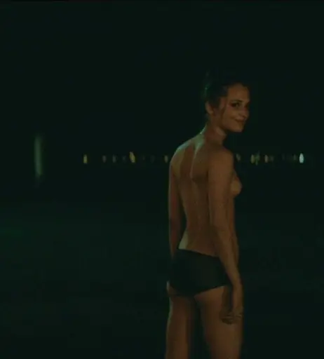 Image 2884667 from Alicia Vikander