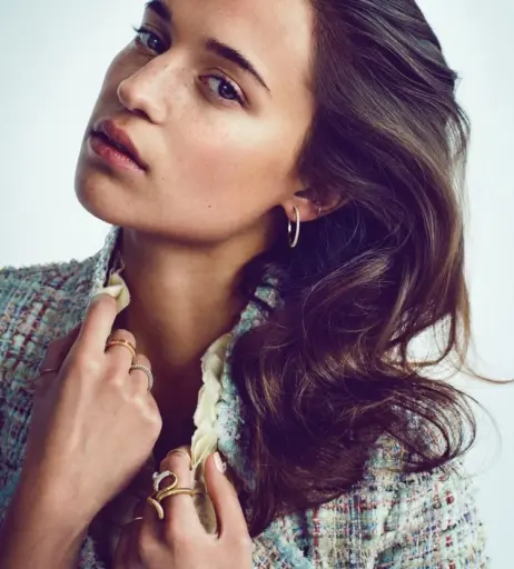 Image 2884149 from Alicia Vikander