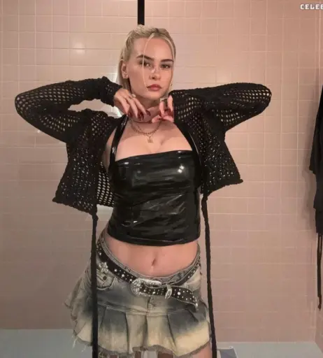 Image 2884118 from Mathea