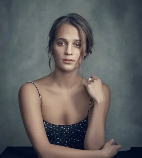Image 2884137 from Alicia Vikander