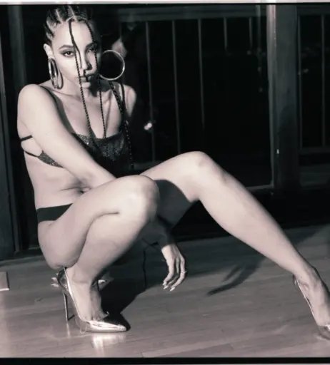 Image 2881122 from Tinashe