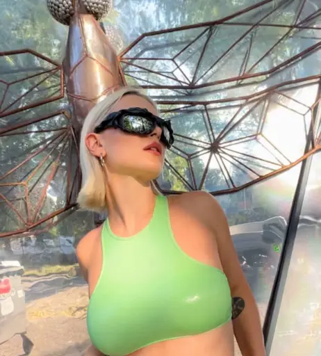 Image 2883567 from Mathea