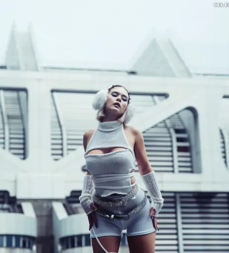 Image 2883621 from Mathea