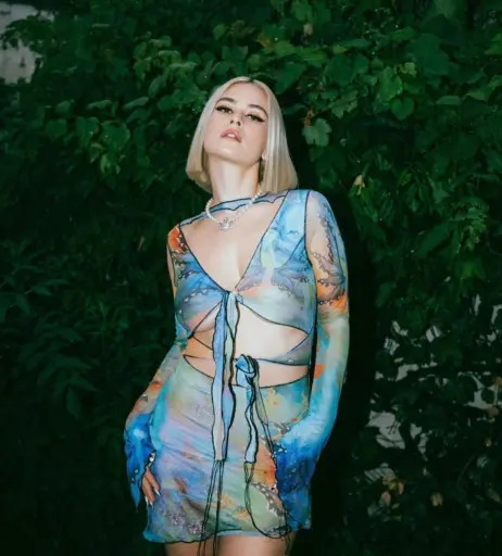 Image 2883088 from Mathea