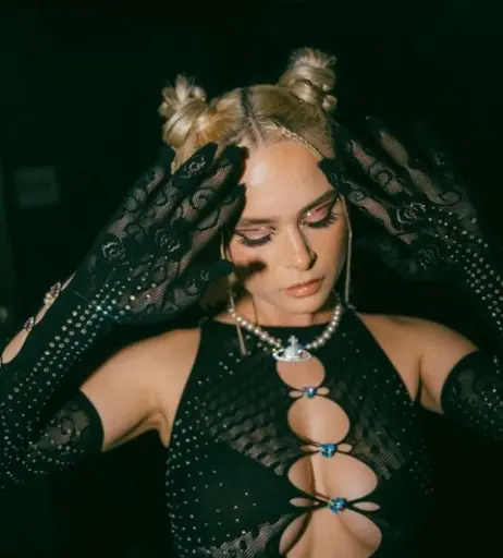 Image 2883246 from Mathea