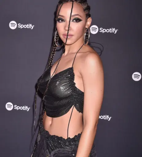 Image 2880549 from Tinashe