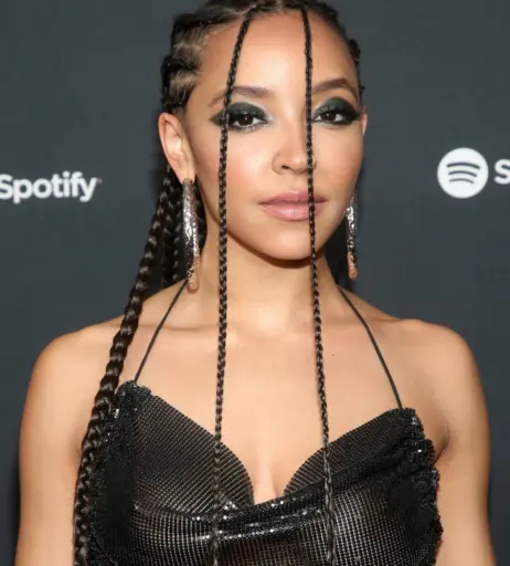 Image 2880507 from Tinashe