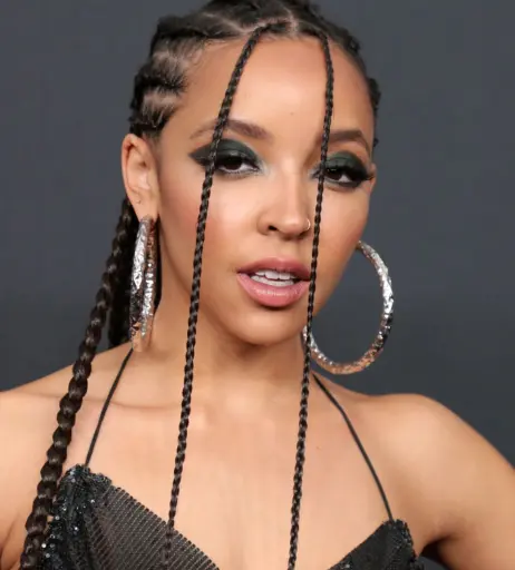 Image 2880493 from Tinashe