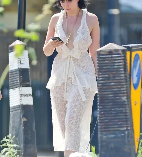 Image 2876851 from Daisy Lowe