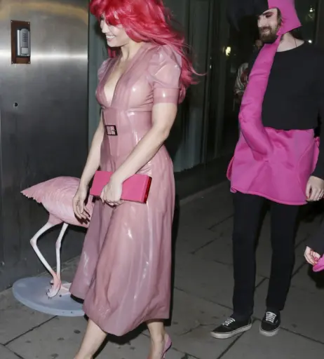 Image 2877439 from Daisy Lowe