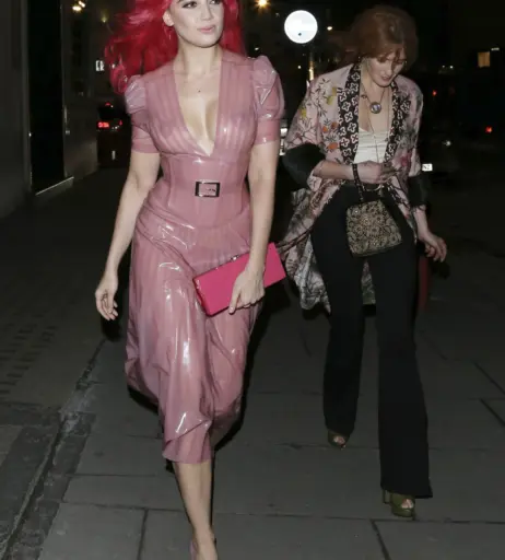 Image 2877288 from Daisy Lowe