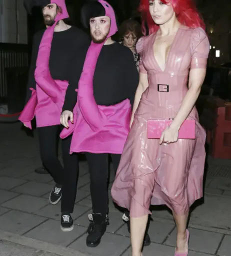 Image 2877271 from Daisy Lowe